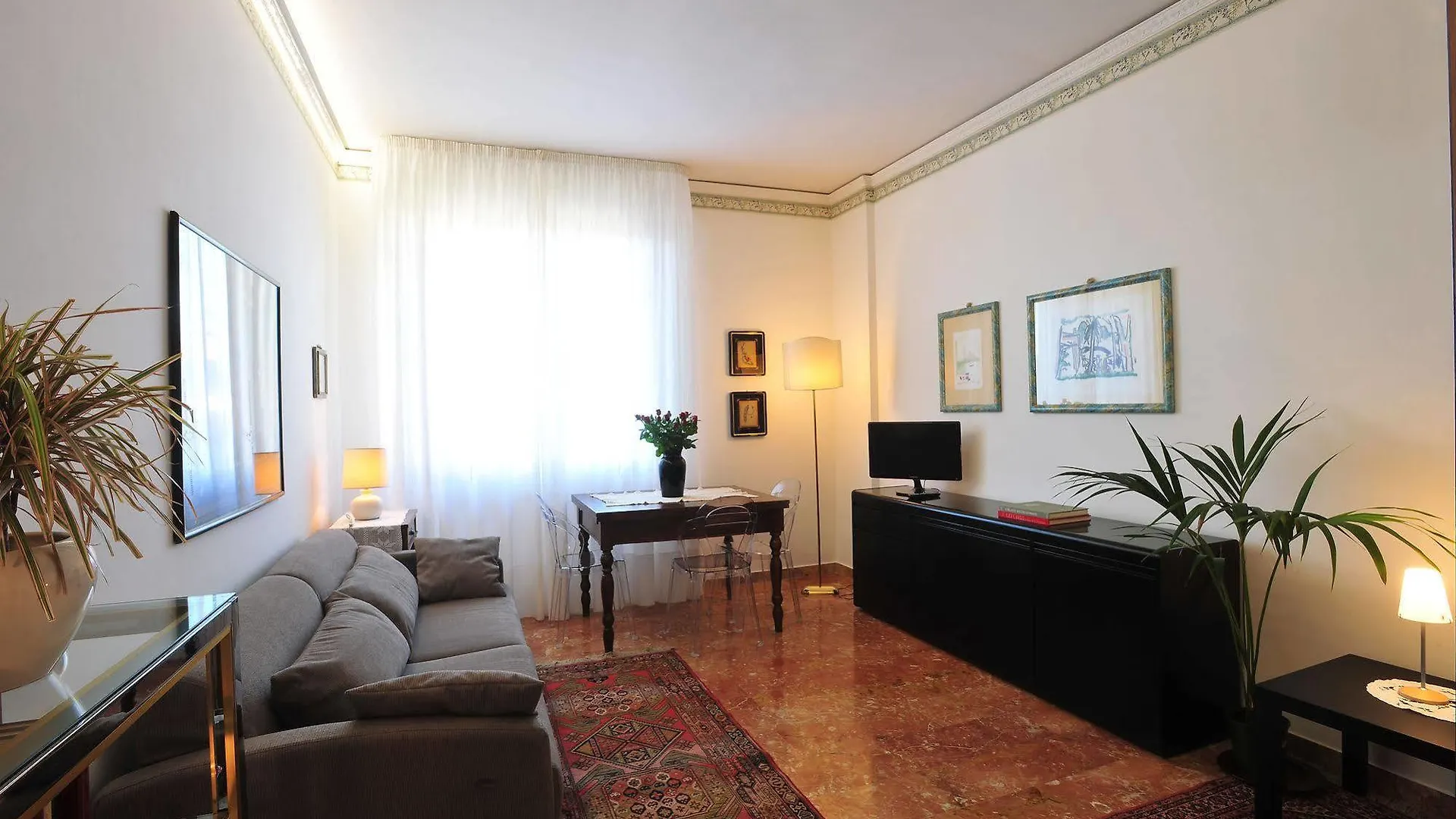Medardo Rosso Apartment Florence Italy